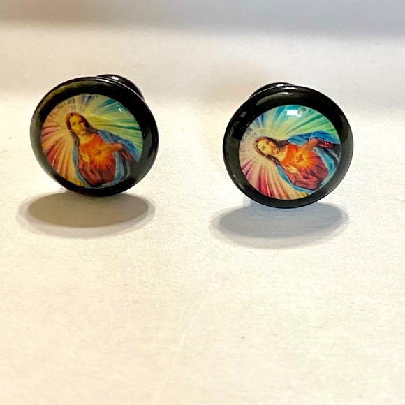 BOGO! 🙏2 gauge Jesus plugs & Silver plugs - Picture 7 of 9